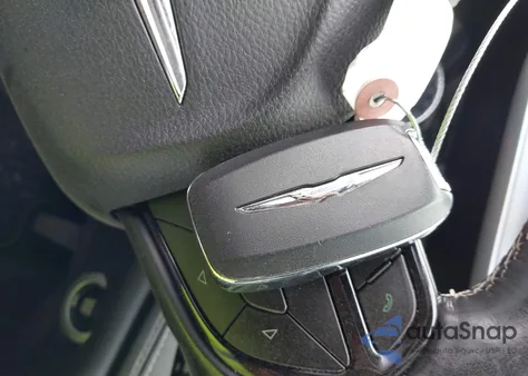 2021 Chrysler Pacifica Touring L z USA, uszkodzony, nr VIN 2C4RC1BG6MR559806